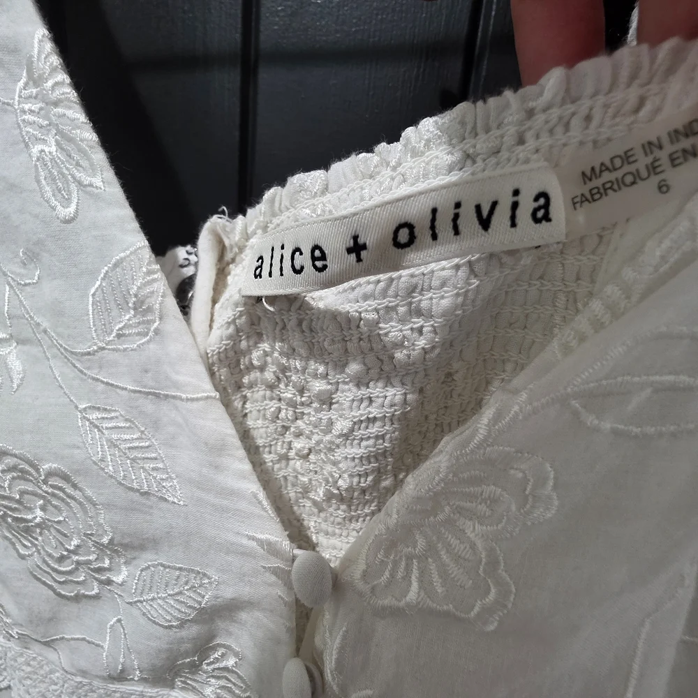 NWOT Alice & Olivia White Puff Sleeve Cotton Embroidered Midi Dress Sz 6 - Picture 4 of 8